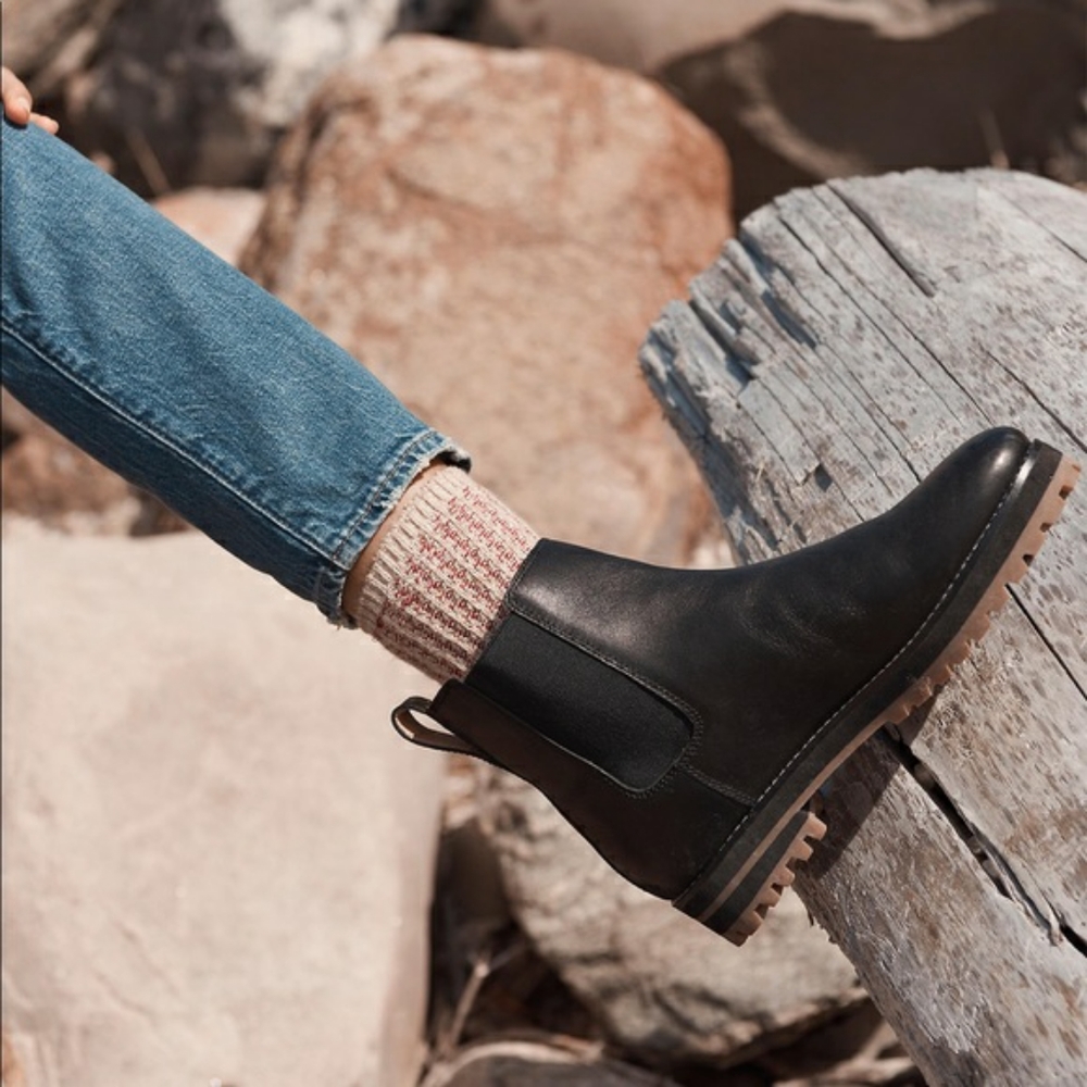 Madewell The Ivy Chelsea Boot Black Leather NWOT
